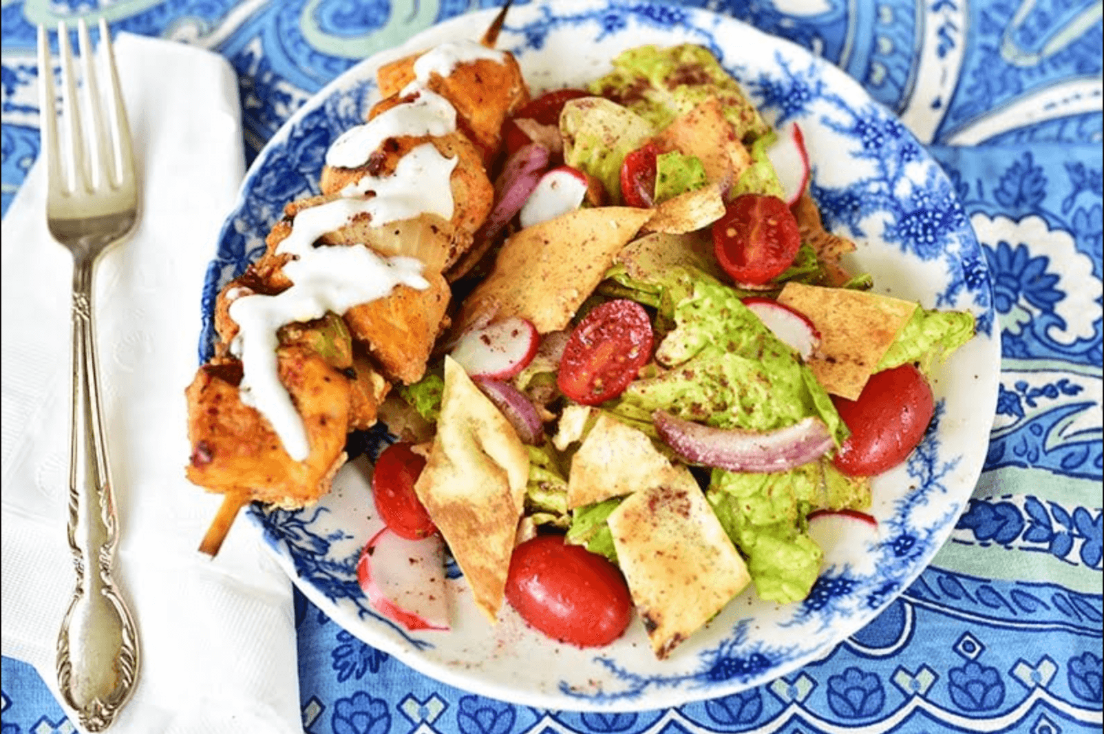 ファットゥーシュ（レバノン風パンサラダ）（Fattoush）の作り方・レシピ